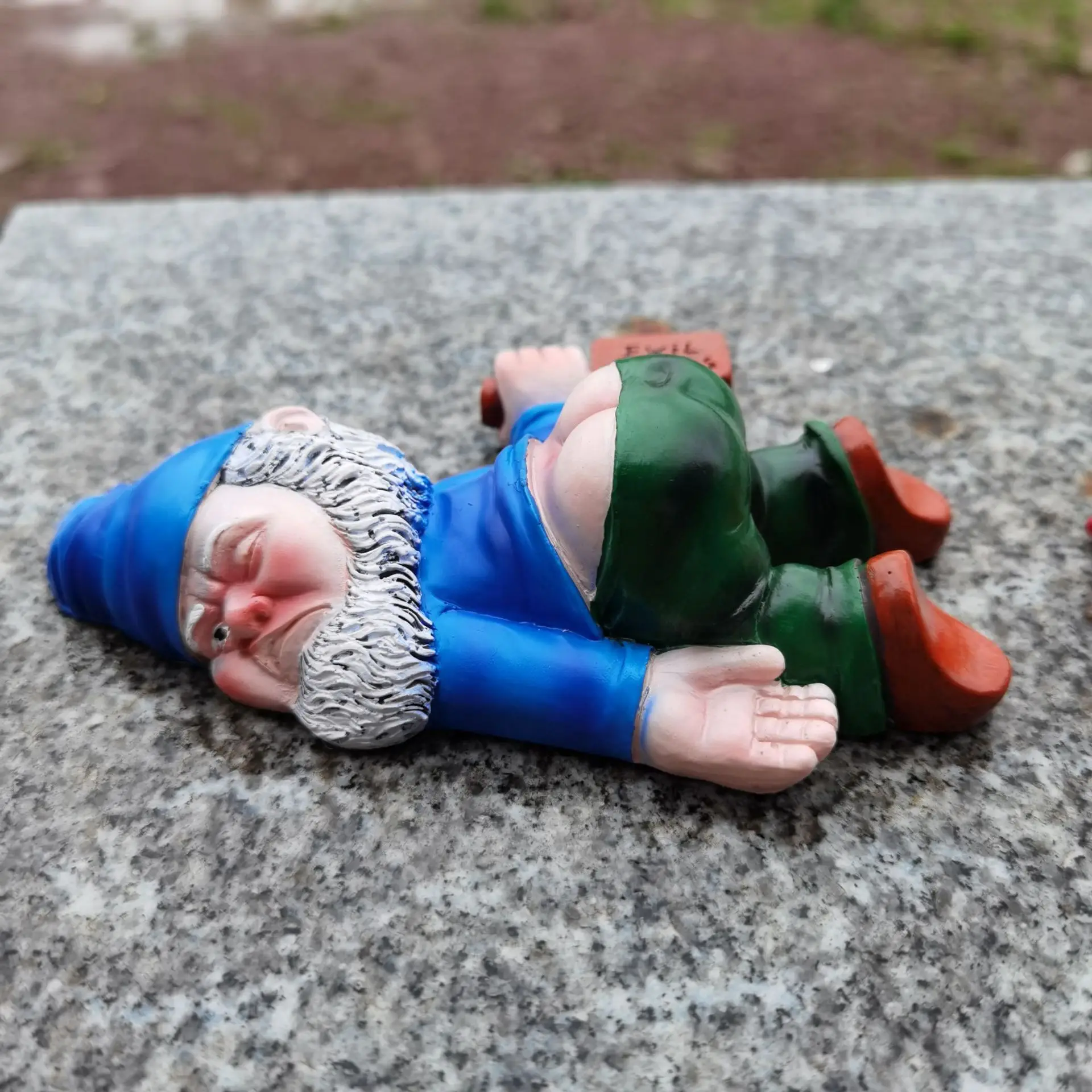 Patung Gnome Taman Mabuk 15cm, - Home Bargains ulasan dan harga