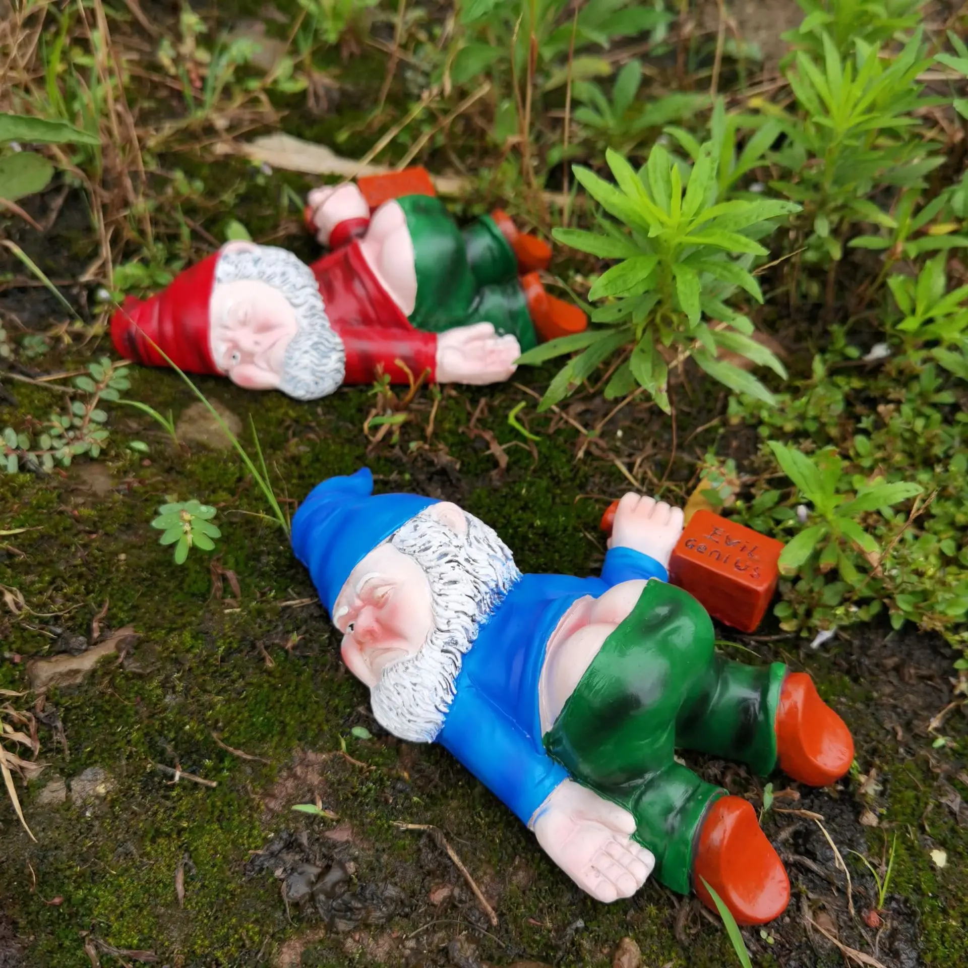 Patung Gnome Taman Mabuk 15cm, - Home Bargains ulasan dan harga